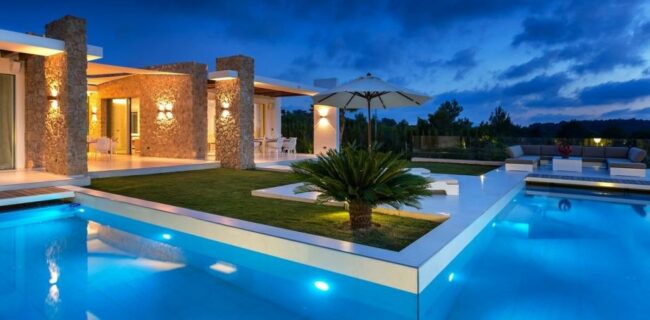 Villa de lujo con 6 habitaciones en Cala Conta en venta