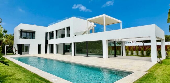 Cuatro nuevas villas modernas en un entorno tranquilo