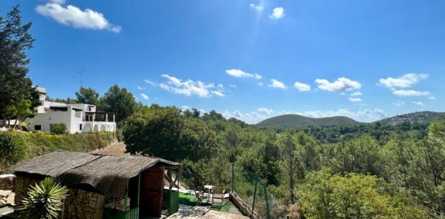 Preciosa propiedad en plena naturaleza de Ibiza