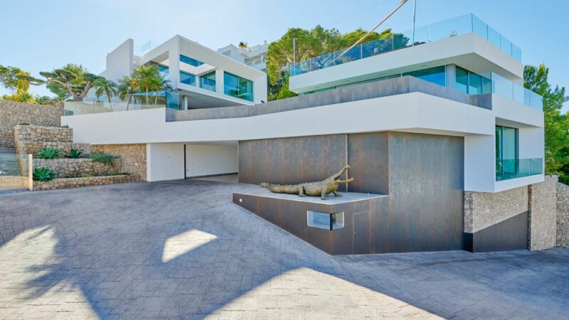 Espectacular villa moderna con fantásticas vistas