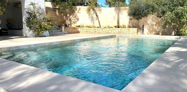 Preciosa finca reformada en ubicación céntrica con fantásticas vistas al mar