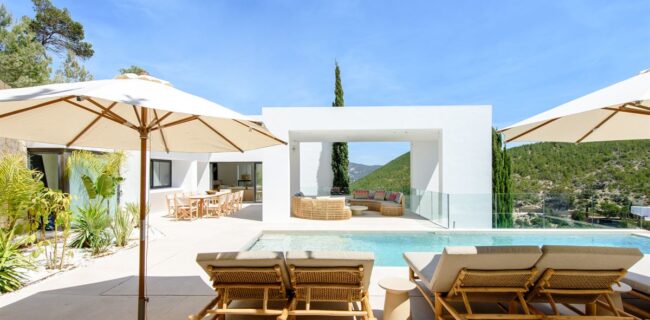 Villa de lujo con espectaculares vistas al mar en Roca Llisa