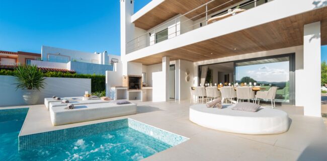 Exquisita Villa en Can Ramón con Lujoso Encanto