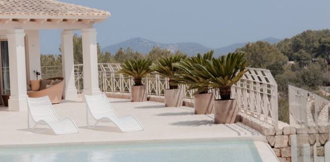 Lujosa villa ibicenca con vistas panorámicas